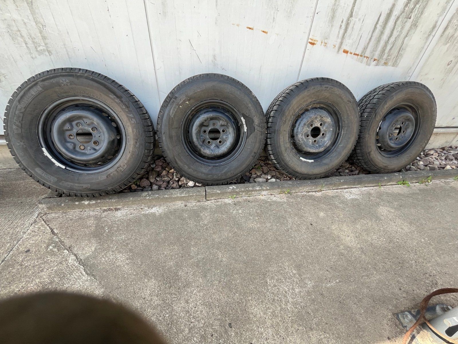 G-Klasse Komplettrad – Set 4 Stück Felge 5,5J x 16 Mercedes G Reifen Räder